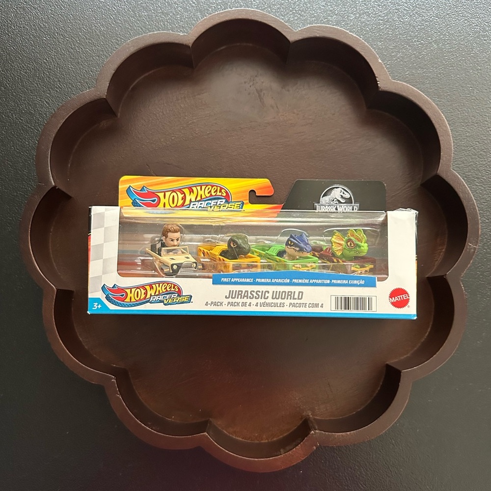 Hot Wheels Racer Verse ~ Jurassic World 4-Pack